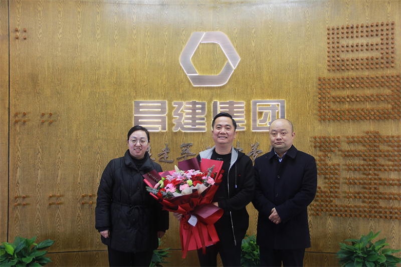 南昌县委常委、统战部部长皮钧走访亚洲第一品牌威尼斯澳门人
